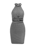 Dopasowany komplet bez rękawów w paski z wiązaniem w talii i kamizelką halter